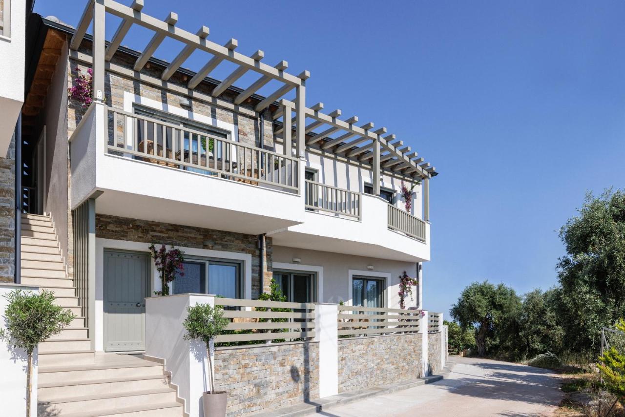 Helia All Seasons Apartments Astris Bagian luar foto