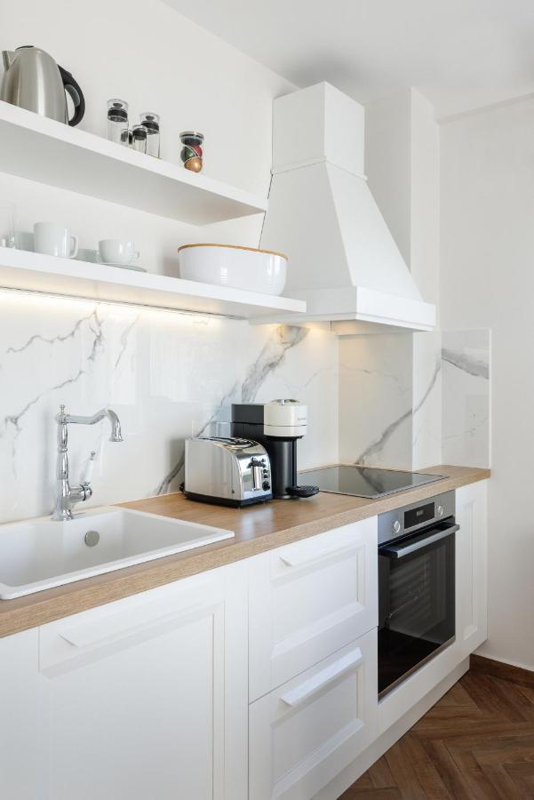 Helia All Seasons Apartments Astris Bagian luar foto