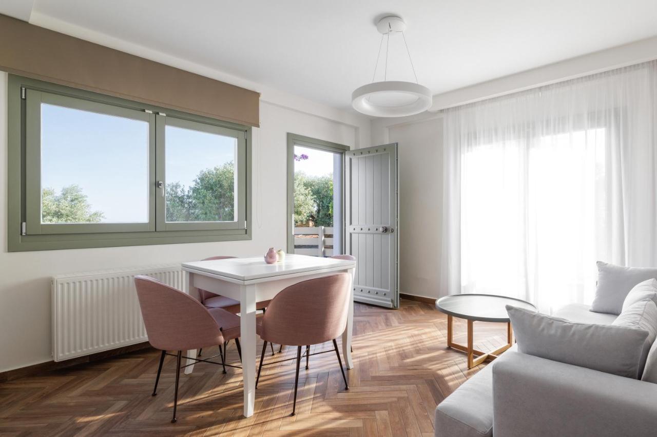 Helia All Seasons Apartments Astris Bagian luar foto