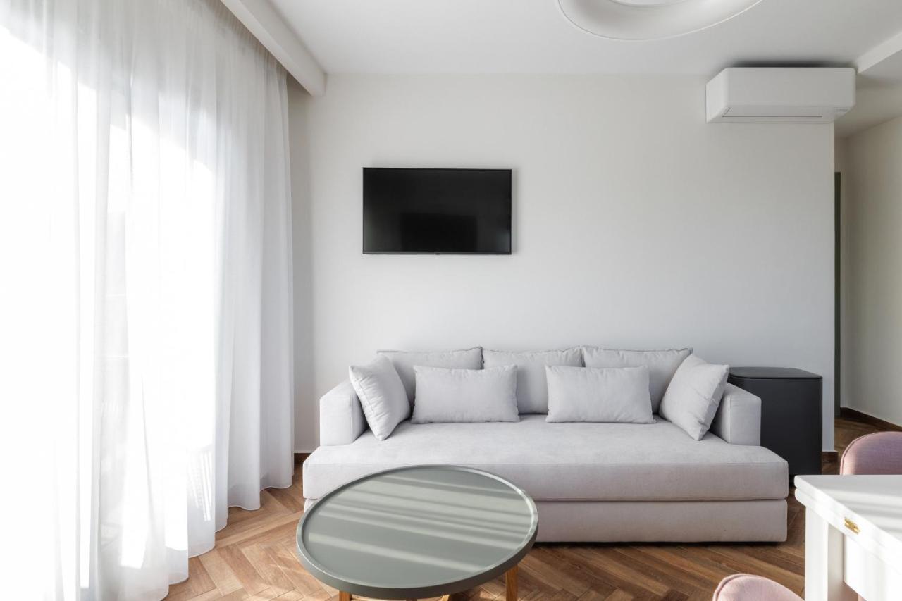 Helia All Seasons Apartments Astris Bagian luar foto