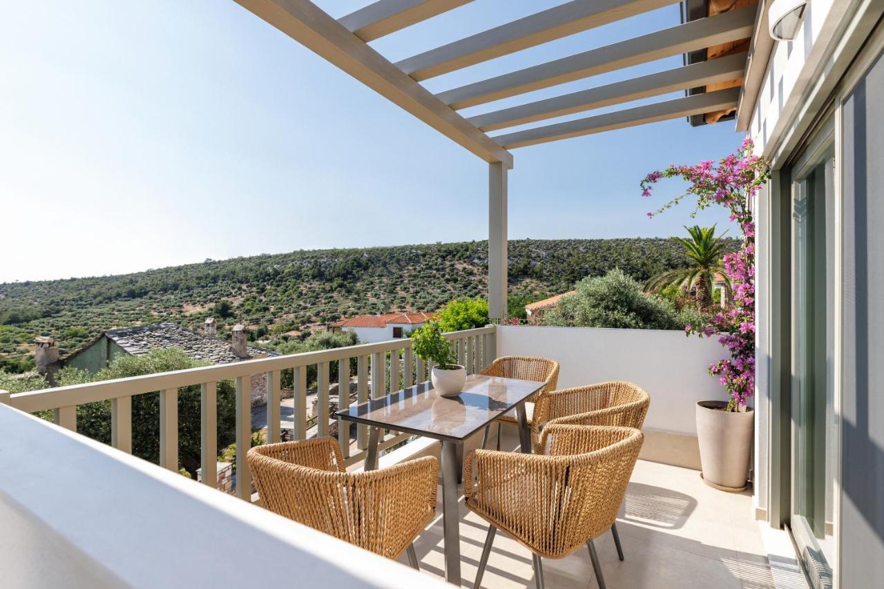 Helia All Seasons Apartments Astris Bagian luar foto